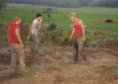 mud1.jpg (209699 bytes)